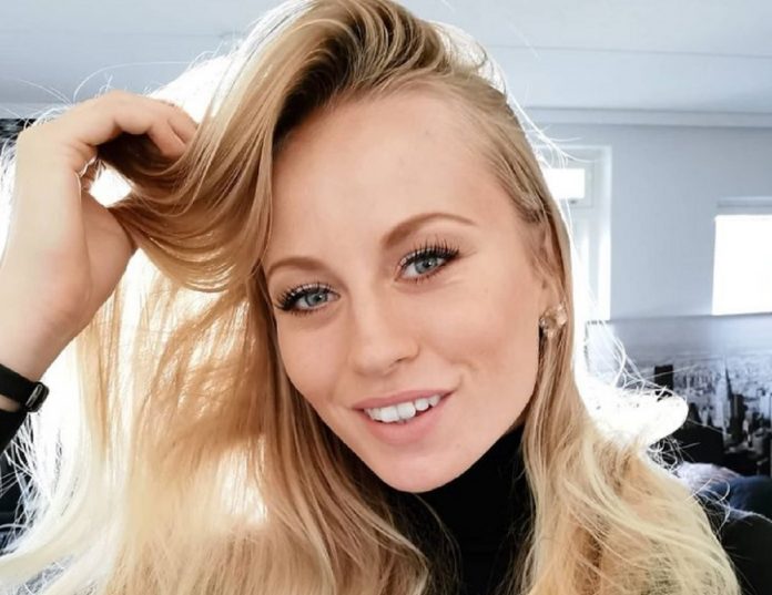 Hilla Kortetjärvi selfie Instagram